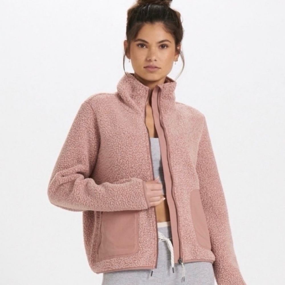 Vuori Alpine Sherpa Jacket